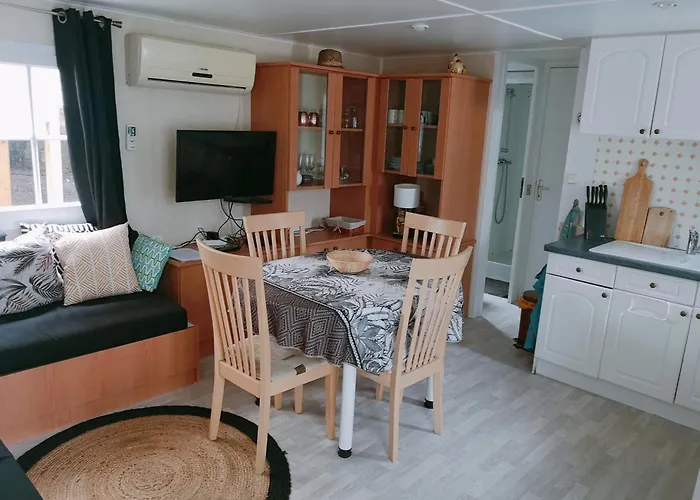 Mobil-home A Louer Dans Le Golfe De Saint-tropez جاسّا